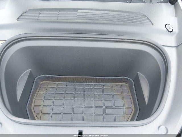 2021 TESLA MODEL Y LONG RANGE DUAL MOTOR ALL-WHEEL DRIVE 10