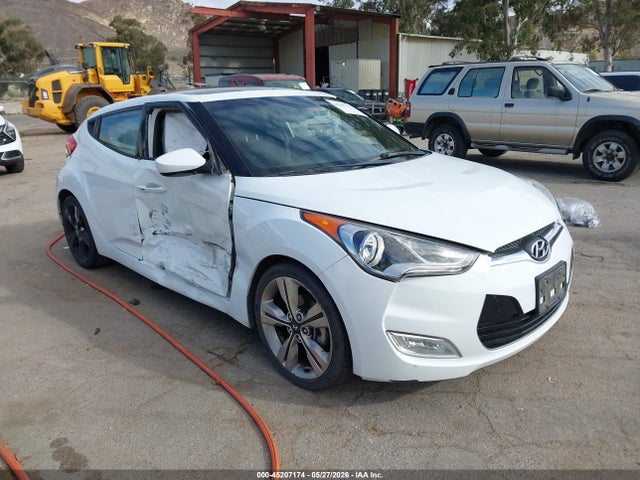 2017 HYUNDAI VELOSTER VALUE EDITION