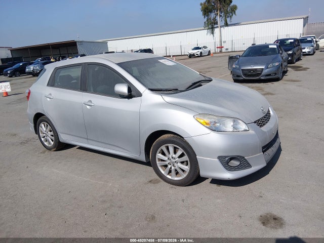 2010 TOYOTA MATRIX 