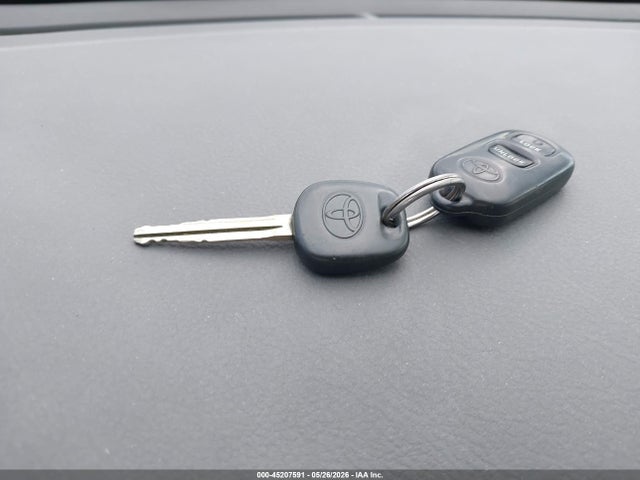 2006 Toyota COROLLA LE — миниатюра 11