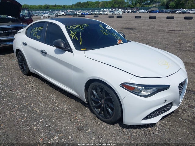 2018 ALFA ROMEO GIULIA RWD