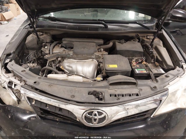 صورة 10 لـ 2014 Toyota CAMRY LE