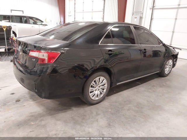 صورة 4 لـ 2014 Toyota CAMRY LE