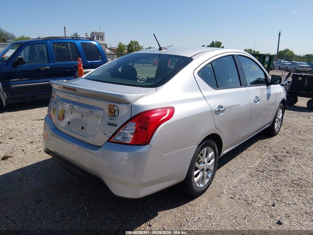 2018 Nissan VERSA 1.6 SV — фото 4