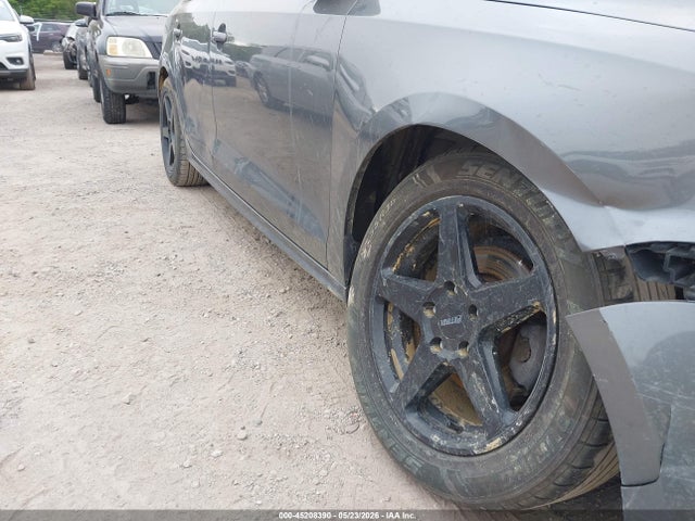 2015 Volkswagen JETTA 2.0L S — миниатюра 12