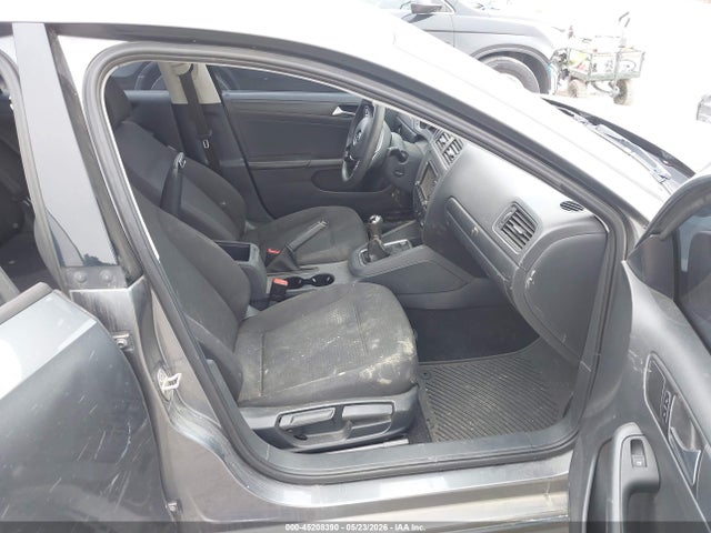 صورة 5 لـ 2015 Volkswagen JETTA 2.0L S