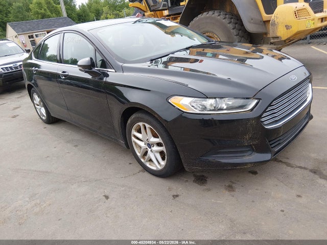 FORD FUSION SE - 1