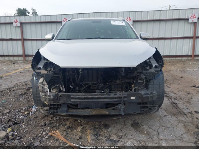 2018 HYUNDAI TUCSON SEL PLUS 6
