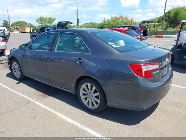2013 Toyota CAMRY HYBRID XLE photo 3