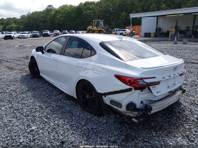 2025 Toyota CAMRY SE 照片 3