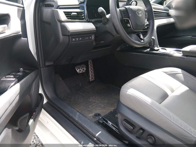 2025 Toyota CAMRY SE 照片 5