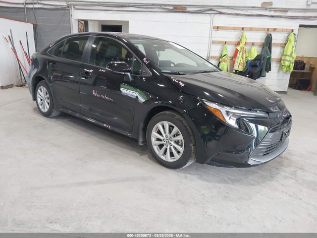 2026 TOYOTA COROLLA HYBRID XLE