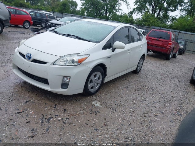 2010 Toyota PRIUS III 照片 2
