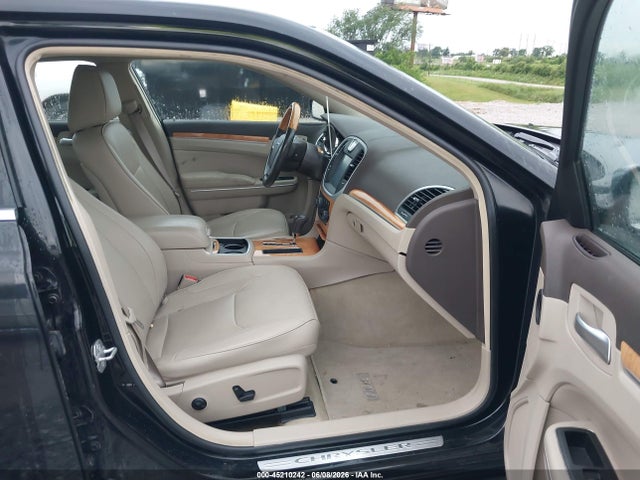 2014 Chrysler 300C 照片 5