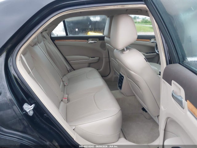 2014 Chrysler 300C 照片 8