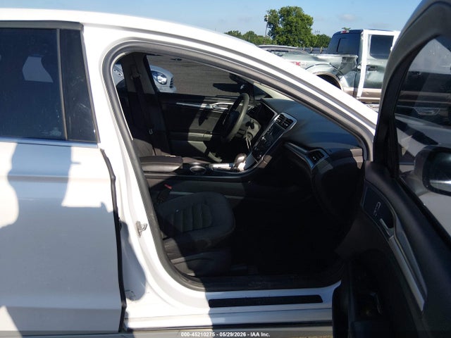 FORD FUSION SE - 5