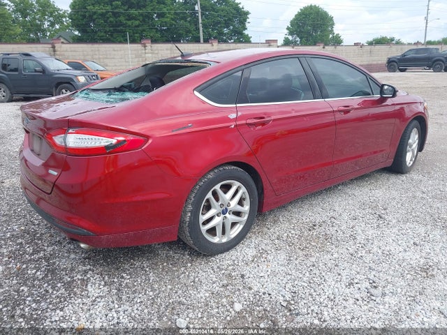 FORD FUSION SE - 4
