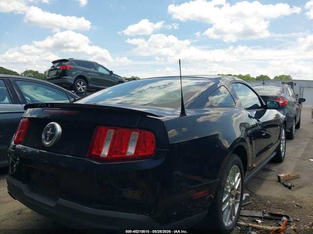 صورة 4 لـ 2012 FORD MUSTANG V6 PREMIUM