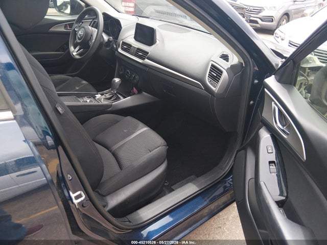 صورة 5 لـ 2018 Mazda MAZDA3 SPORT