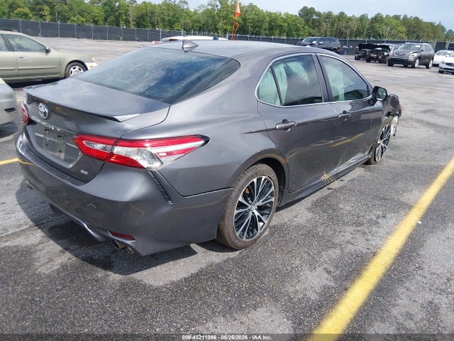 2020 Toyota CAMRY SE thumbnail 4