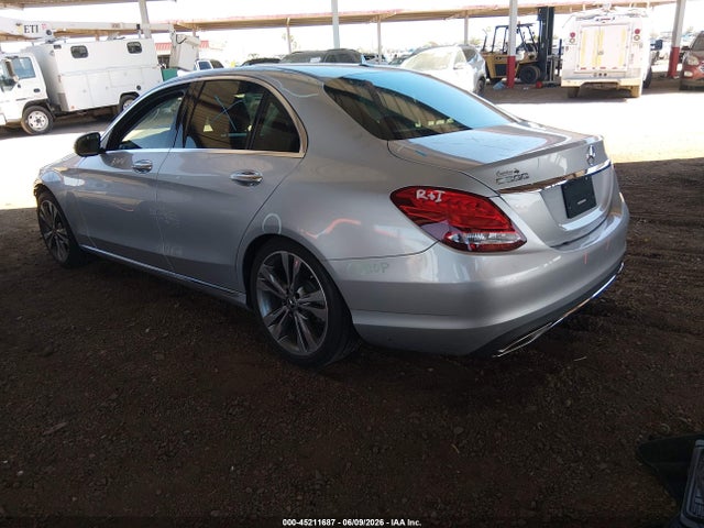 2017 Mercedes-BENZ C 300 照片 3