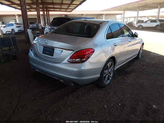 2017 Mercedes-BENZ C 300 照片 4
