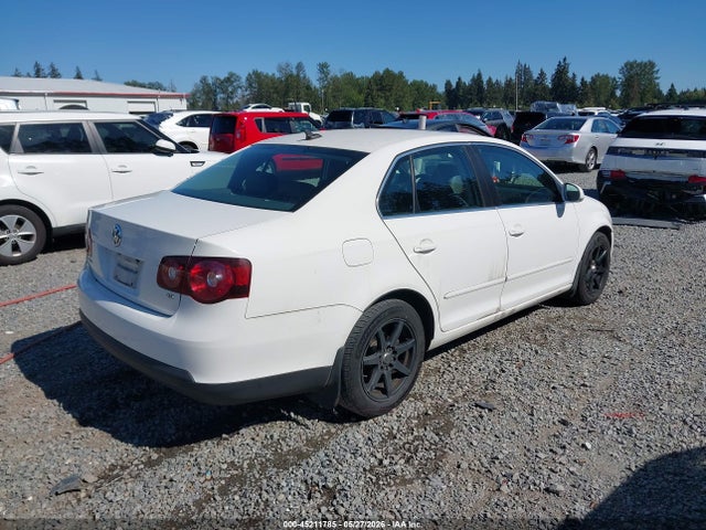صورة 4 لـ 2009 Volkswagen JETTA SE/SEL