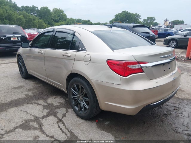 2014 Chrysler 200 TOURING 照片 3