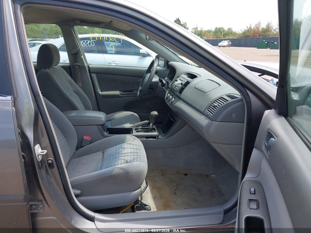 صورة 5 لـ 2005 Toyota CAMRY LE