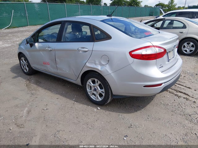 2016 FORD FIESTA SE — фото 3