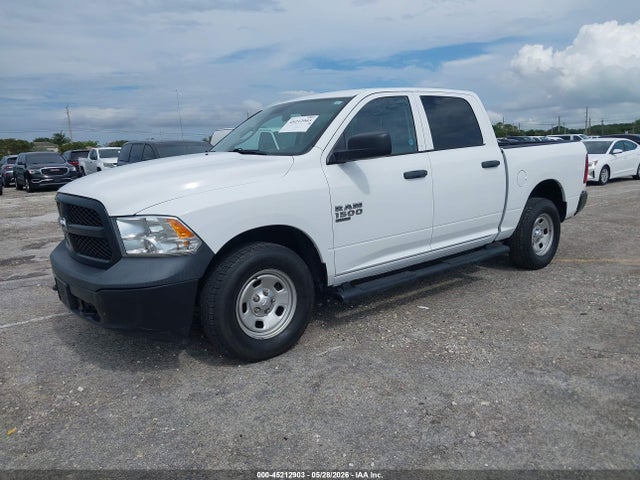 2021 RAM 1500 CLASSIC TRADESMAN 4X4 5'7 BOX — фото 2