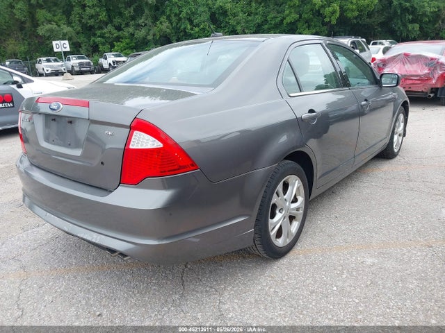 FORD FUSION SE - 4