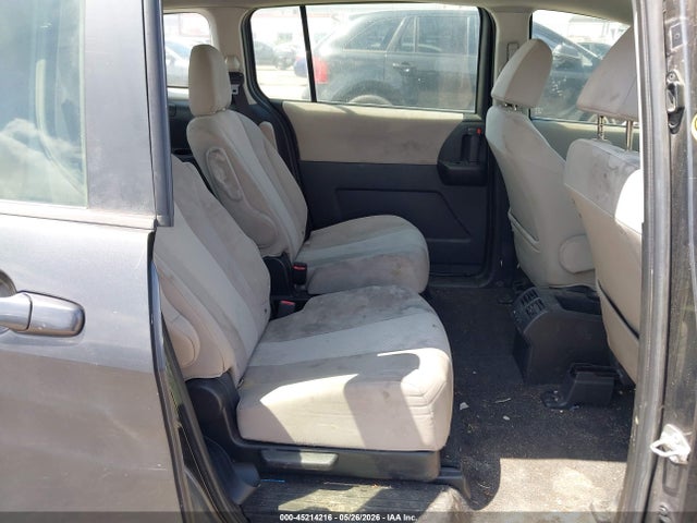 2015 Mazda MAZDA5 SPORT photo 8