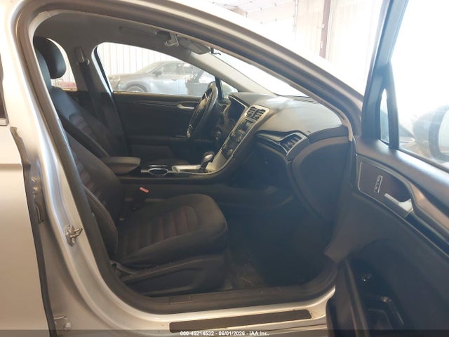 FORD FUSION SE - 5