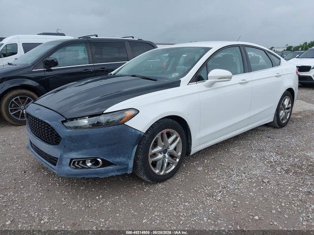2016 FORD FUSION SE 照片 2