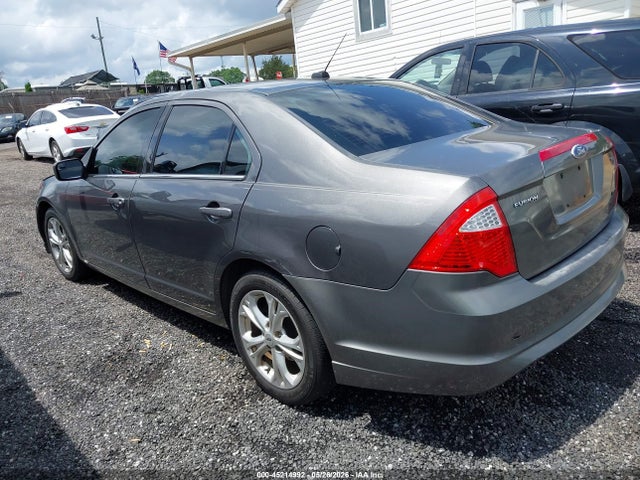 FORD FUSION SE - 3