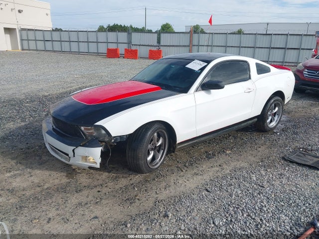 2012 FORD MUSTANG V6 — миниатюра 2