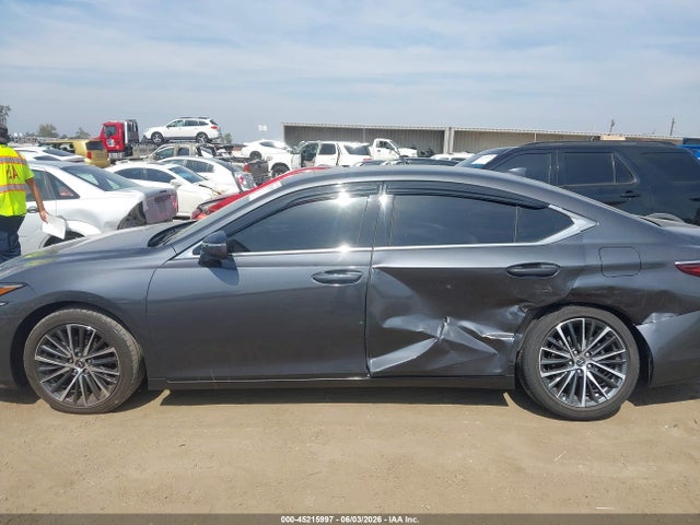 2022 Lexus ES 350 — миниатюра 14