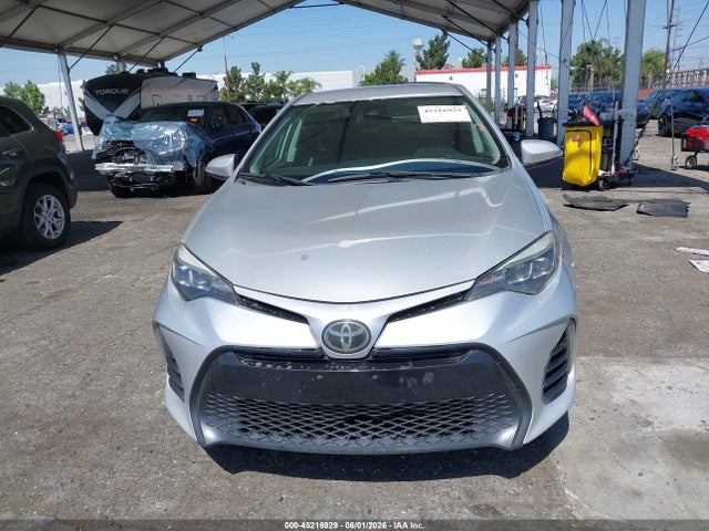 2019 Toyota COROLLA SE — миниатюра 12