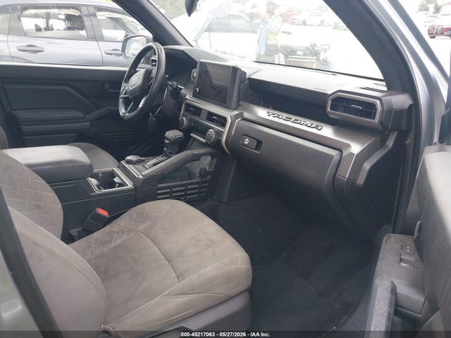 صورة 5 لـ 2024 Toyota TACOMA SR5