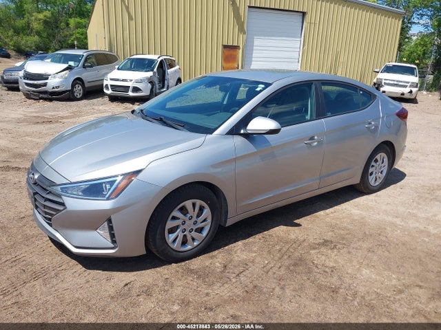 2020 Hyundai ELANTRA SE 照片 2