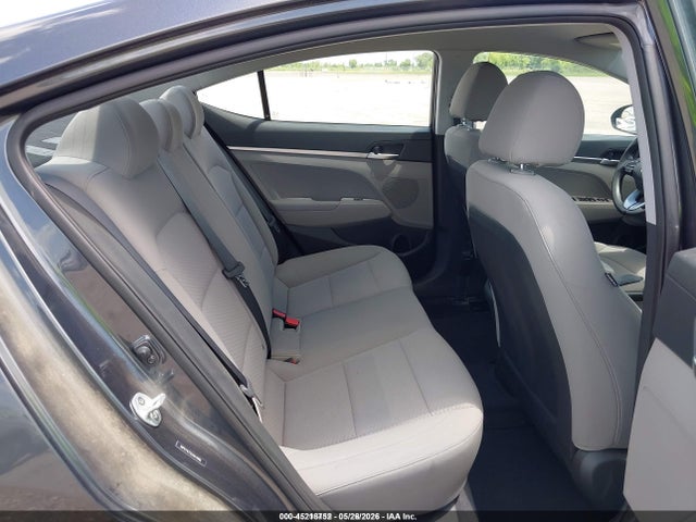 صورة 8 لـ 2020 Hyundai ELANTRA SE