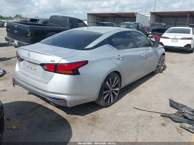 2020 Nissan ALTIMA SR FWD 照片 4