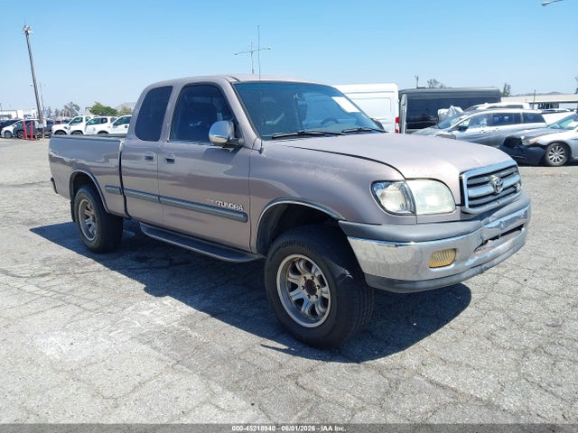 2002 TOYOTA TUNDRA SR5 V8