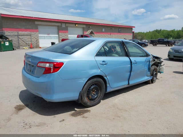 2013 Toyota CAMRY LE 照片 4