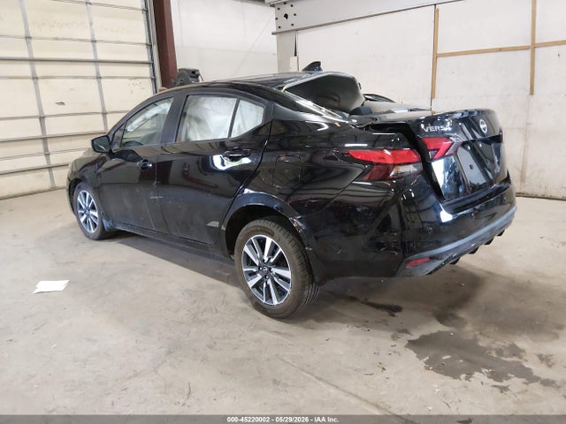 2025 Nissan VERSA 1.6 SV 照片 3