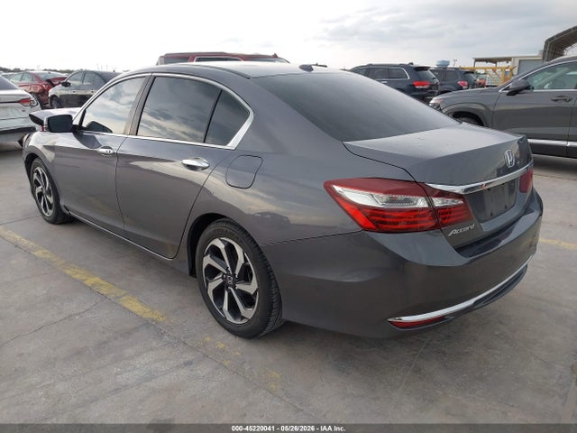 2017 Honda ACCORD EX photo 3