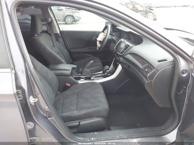 2017 Honda ACCORD EX photo 5