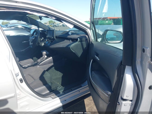 2022 Toyota COROLLA SE NIGHTSHADE EDITION photo 5
