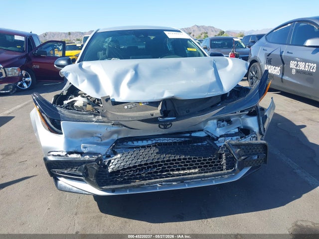 2022 Toyota COROLLA SE NIGHTSHADE EDITION photo 6